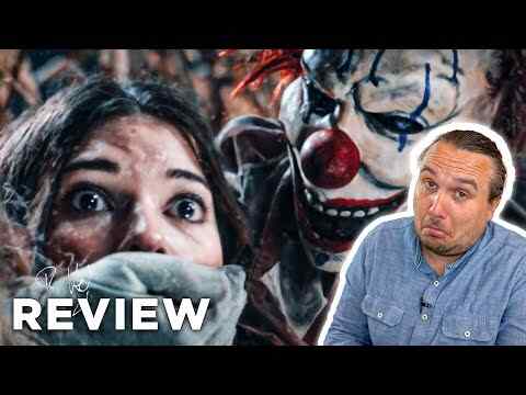 Clown in a Cornfield - Robert Hofmann Kritik Review